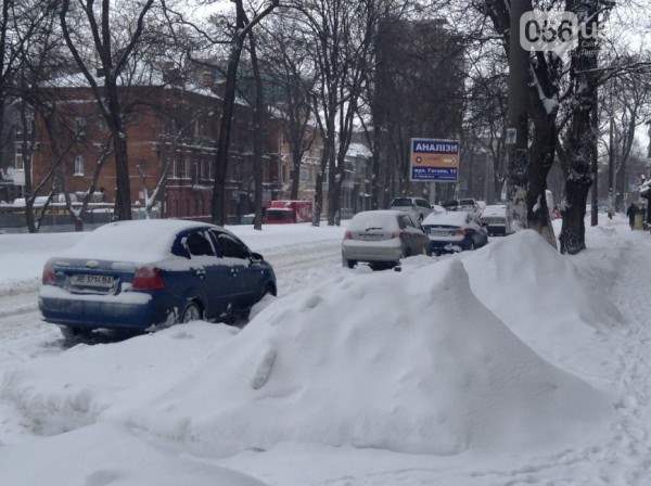 снег в днепропетровске 28 января 2014. 11