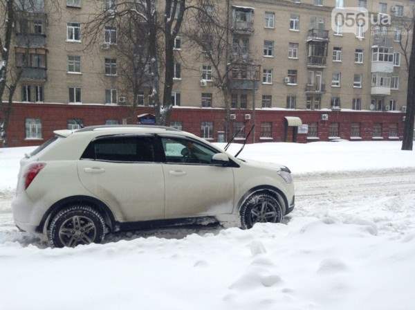 снег в днепропетровске 28 января 2014. 17