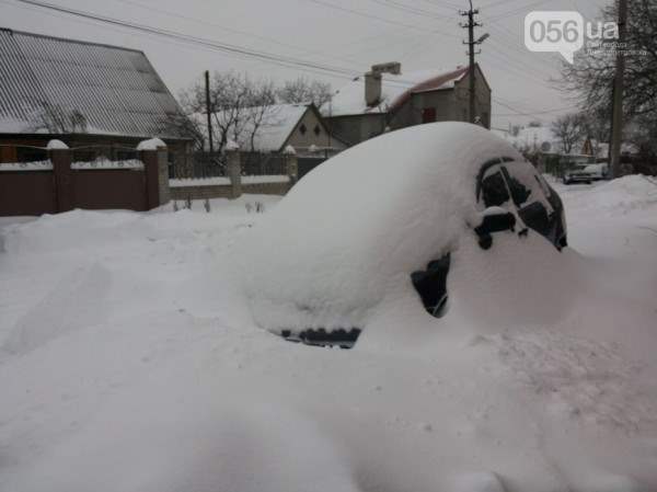 снег в днепропетровске 28 января 2014. 6