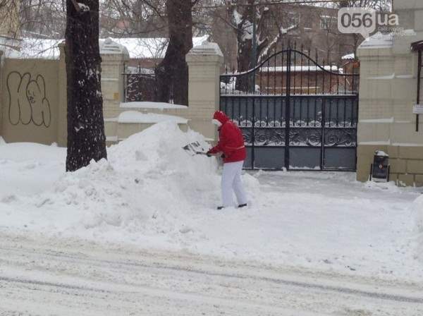снег в днепропетровске 28 января 2014. 7
