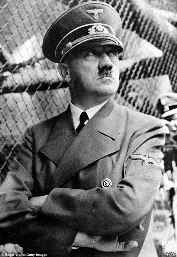 Были предположения, что Адольф Гитлер инсценировал собственную смерть и бежал в Южную Америку, где и доживал свои года вплоть до 1990-х.