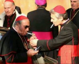 В Ватикане запретили сигареты