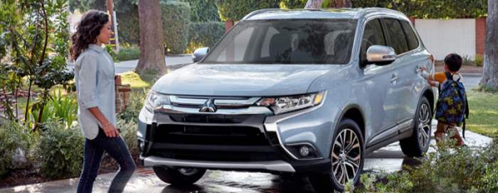 Mitsubishi-Outlander-2018