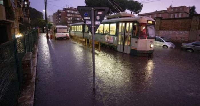 Италия дождь