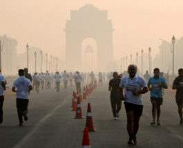 Утренний марафон в Нью-Дели, Индия.