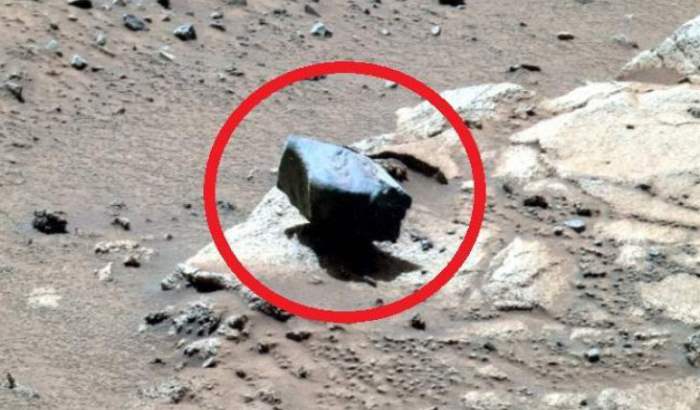 камень на марсе