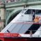 Туристический катер врезался в Вестминстерский мост
