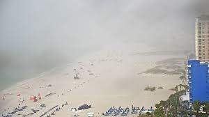 молния на пляже