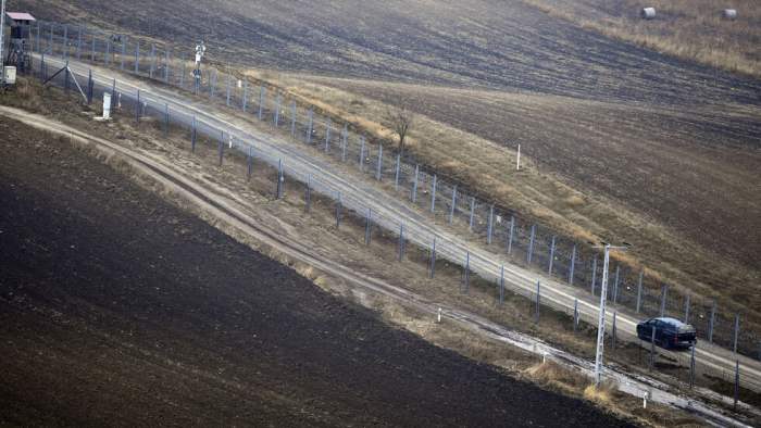 Венгрия ужесточает пограничный контроль