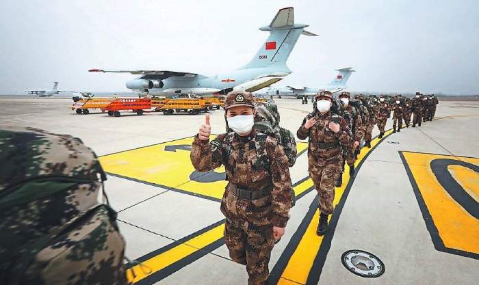 китай военные медики