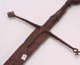 средневековый меч