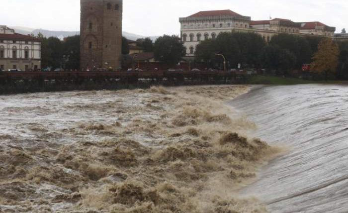 Милан,Италия,наводнение