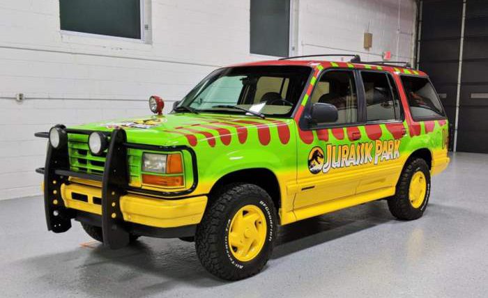 Ford Explorer XLT 4×4,Jurassic Park Tribute,