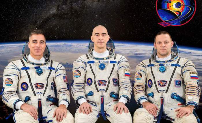 астронавты