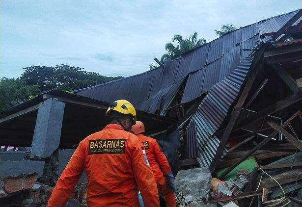Индонезия, землетрясение, Сулавеси,