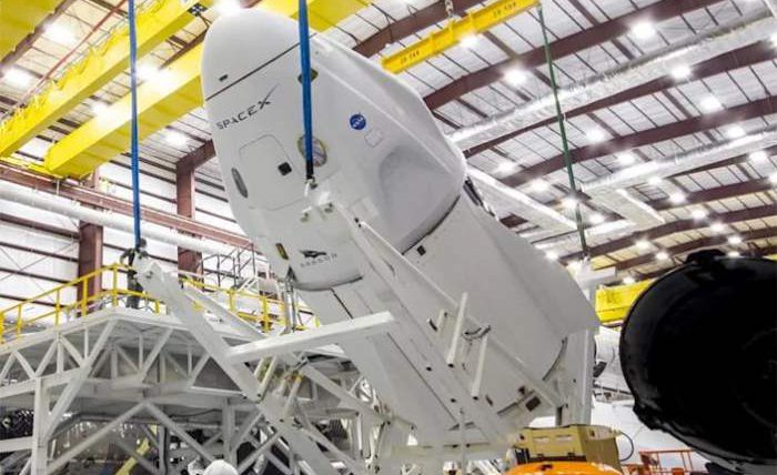 SpaceX, Crew Dragon,