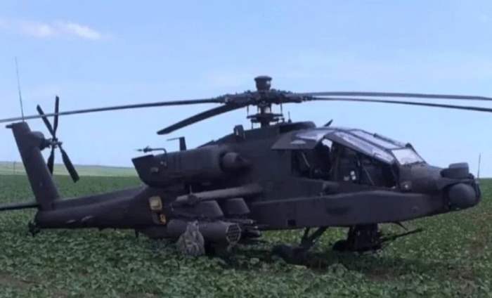 AH-64 Apache, Румыния, вертолет, аварийная посадка,