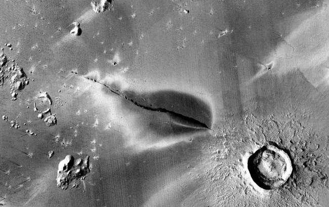 Марс, вулканическая активность,