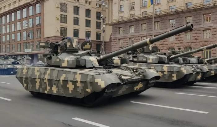 Оплот, танк, Украина, Киев, парад,