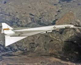 XB-70 Valkyrie, США, бомбардировщик,