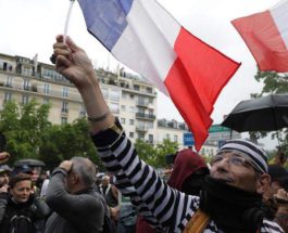Франция, протесты, сертификаты, covid,